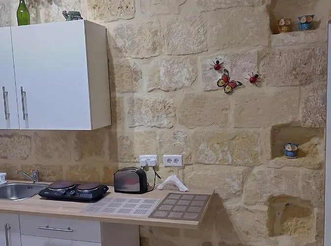 Sixty Two 3 * ויקטוריה