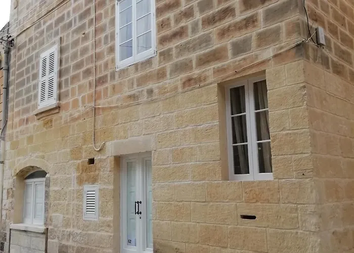 Sixty Two 3 ויקטוריה